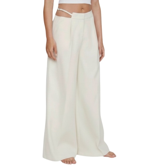 Nasty Gal Pants - 🍨Nasty Gal Heavy Wide-Leg Cut-Out Trousers in Vanilla, Size 8